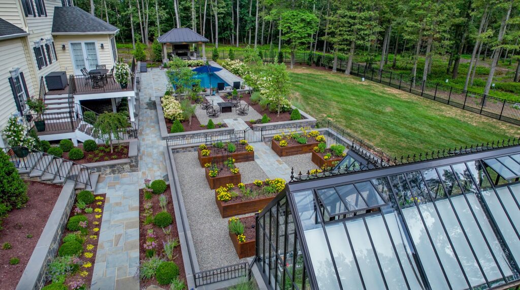 Custom Swimming Pool Pool Pavilion Flagstone Patios and Walkways