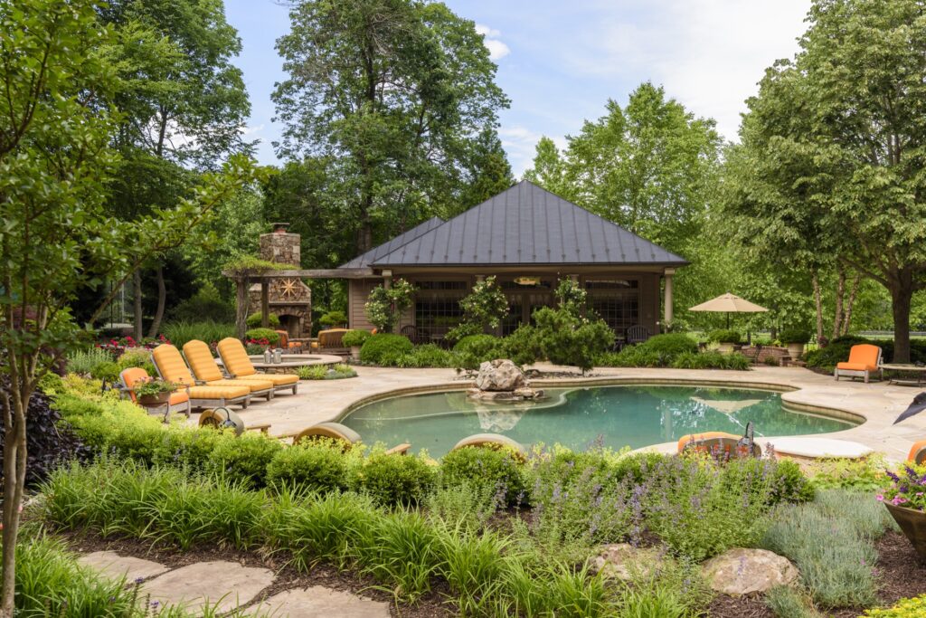 swimming pools with landscape plantings