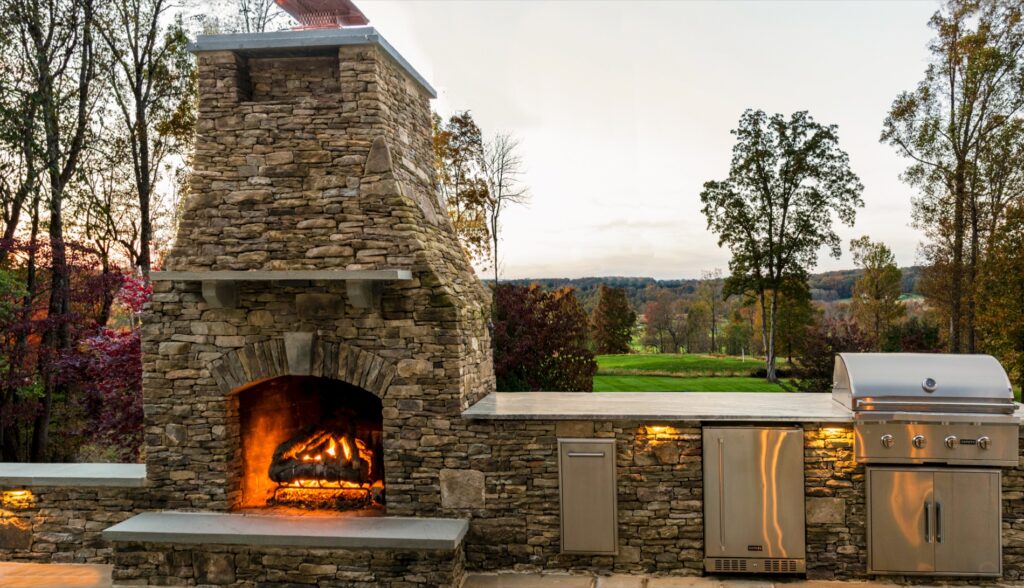 Outdoor Stone Fireplace Outdoor Kitchen