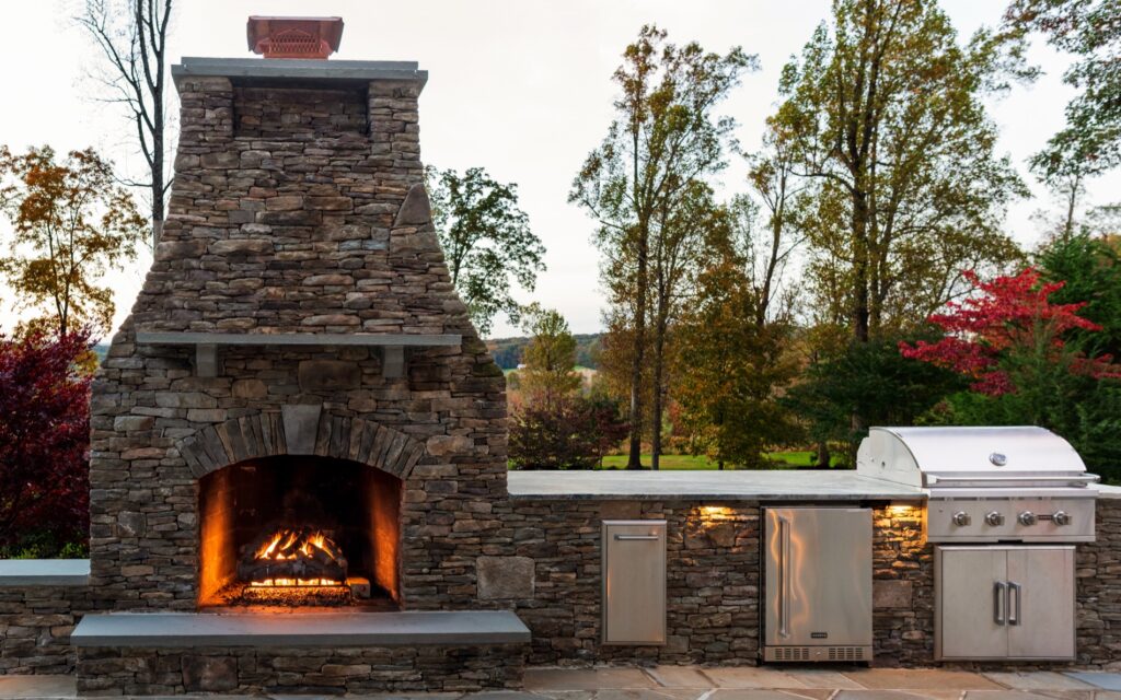 Outdoor Stone Fireplace Outdoor Kitchen